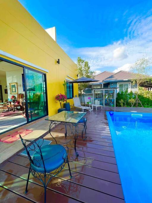 Colorful Pool Villa, Chiang Rai, Thailand Экстерьер фото